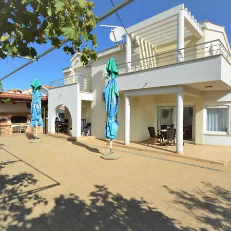 Sablic-3 By Interhome Apartment Pirovac